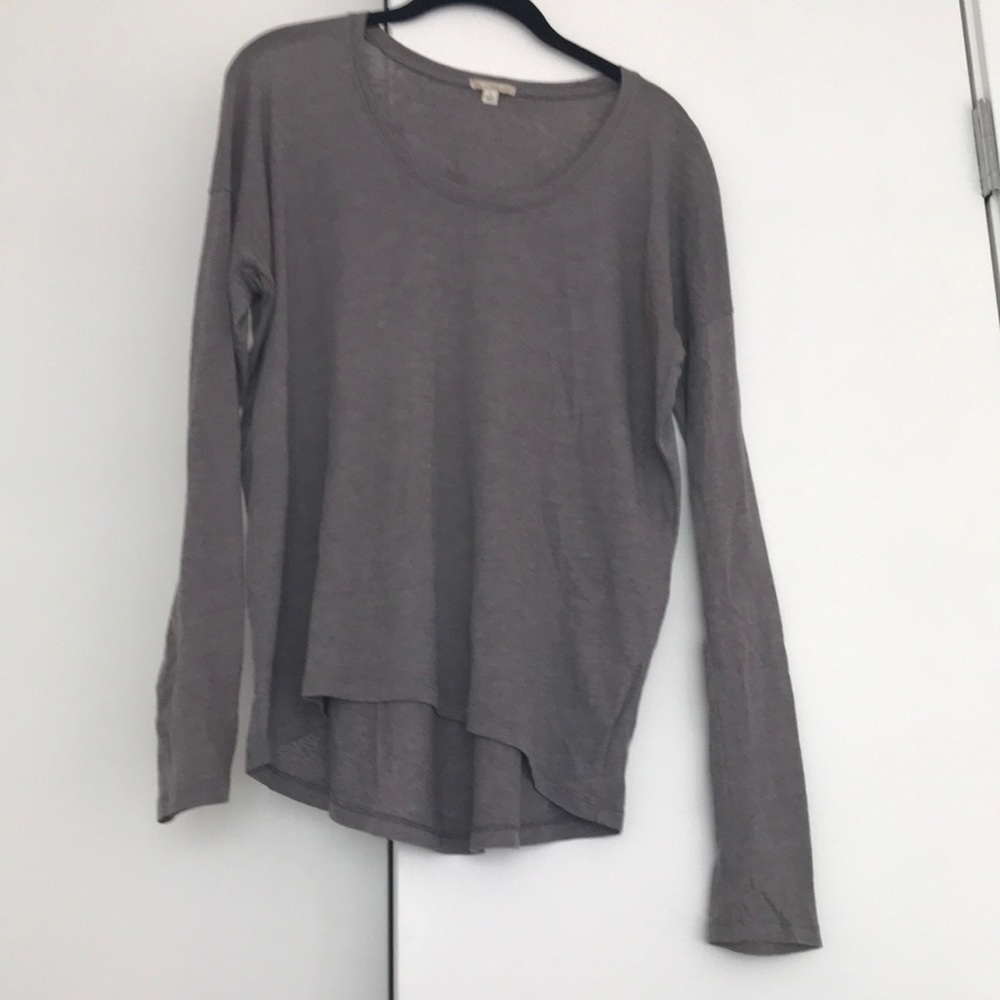 gray long sleeve